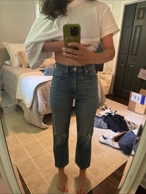 Silverlake high-Rise Straight Leg Women's Jeans in Medium Blue